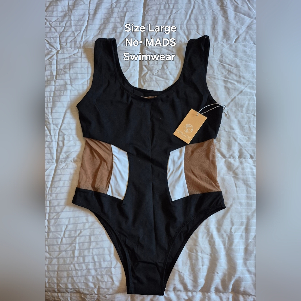 NoMADS Black Two-tone One Piece Swimsuit Ladies Large NWT